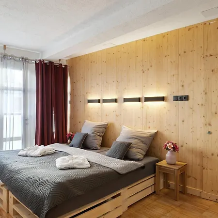 Kuckucksnest Center *